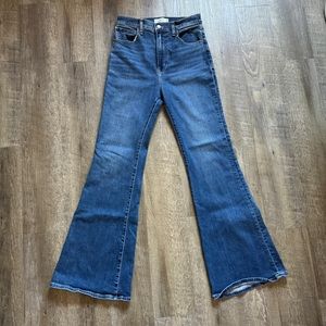 Abercrombie & Fitch The Flare Ultra High Rise Jeans